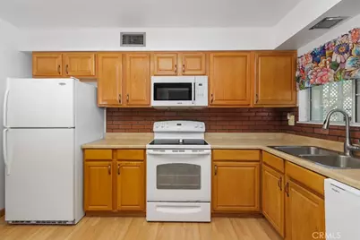 25785 Whitman, Menifee, CA 92586 - Photo 8