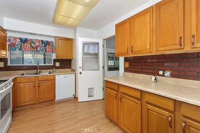 25785 Whitman, Menifee, CA 92586 - Photo 6