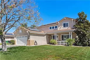 23992 Chatenay Ln, Murrieta, CA 92562 - Photo 2
