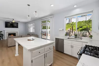 23992 23992 Chatenay, Murrieta, CA 92562 - Photo 18