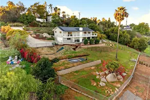 358 Sunrise Cir, Vista, CA 92084 - Photo 4