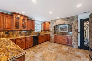 30297 Skippers Way, Canyon Lake, CA 92587 - Photo 8