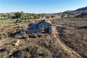 17751 Lake Mathews, Perris, CA 92570 - Photo 6