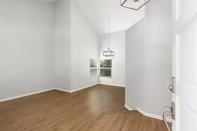 24499 Leafwood Drive, Murrieta, CA 92562 - Photo 4