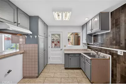 291 W Whittier, Hemet, CA 92543 - Photo 12