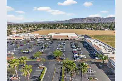 291 W Whittier, Hemet, CA 92543 - Photo 30