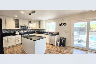 23501 Mountain Breeze, Murrieta, CA 92562 - Photo 18