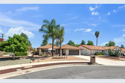 1114 Bottle Tree, Hemet, CA 92545 - Photo 4