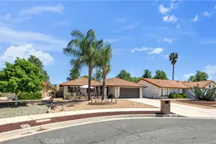 1114 Bottle Tree, Hemet, CA 92545 - Photo 4
