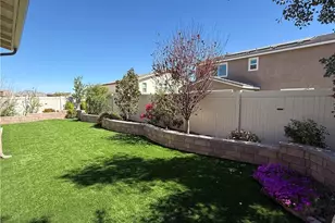 32622 Parker, Menifee, CA 92584 - Photo 2