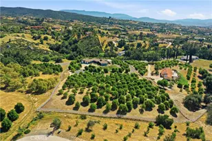 39275 Chaparral, Temecula, CA 92592 - Photo 44