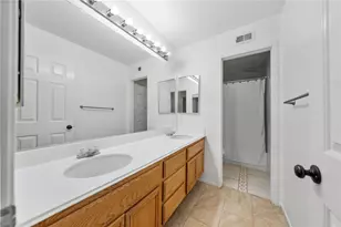 23480 Bending Oak Ct, Murrieta, CA 92562 - Photo 32