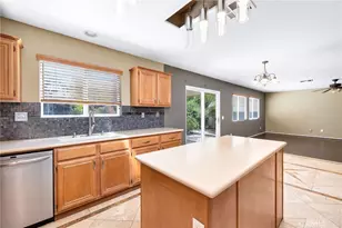 38332 Chestnut Cir, Murrieta, CA 92563 - Photo 14