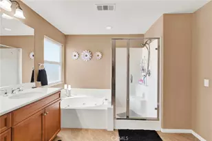 36065 Mustang Spirit Ln, Wildomar, CA 92595 - Photo 14
