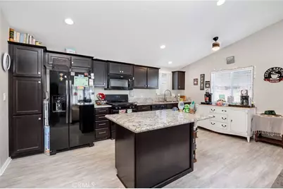 2230 Lake Park Drive #253, San Jacinto, CA 92583 - Photo 10