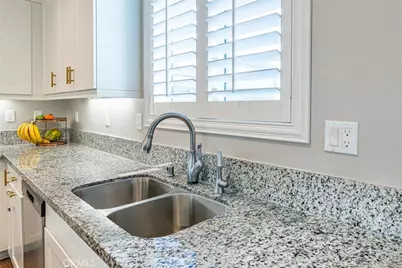 29214 Queen Palm, Lake Elsinore, CA 92530 - Photo 10