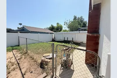 1095 Jadestone Lane, Corona, CA 92882 - Photo 32