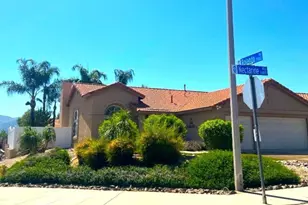 16496 Nectarine Way, Lake Elsinore, CA 92530 - Photo 2