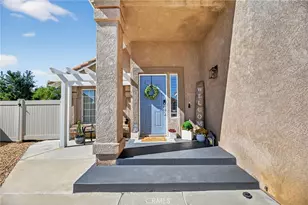 39055 Via Las Sintras, Murrieta, CA 92562 - Photo 6