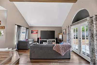 39055 Via Las Sintras, Murrieta, CA 92562 - Photo 10