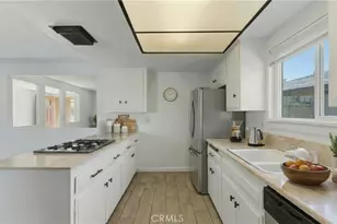 766 Robert Dr, Hemet, CA 92543 - Photo 8