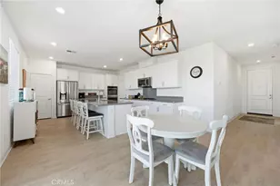 30218 Arroyo Springs, Murrieta, CA 92563 - Photo 8