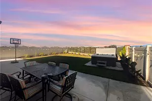 30218 Arroyo Springs, Murrieta, CA 92563 - Photo 4