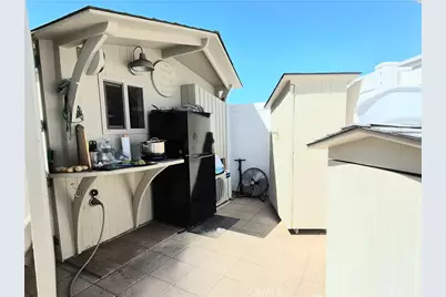 1295 S Cawston Avenue, Hemet, CA 92545 - Photo 4