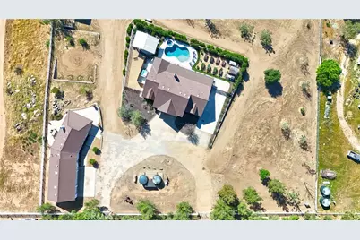 35389 Lynch Lane, Hemet, CA 92544 - Photo 8