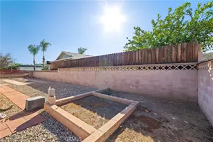 25784 Roanoke, Menifee, CA 92586 - Photo 32