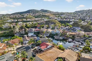 21951 Stawberry Ln, Canyon Lake, CA 92587 - Photo 4