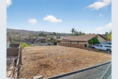 21951 Stawberry Lane, Canyon Lake, CA 92587 - Photo 16