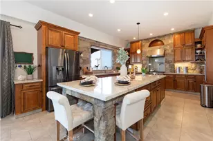 26045 Lucille Cir, Murrieta, CA 92562 - Photo 18