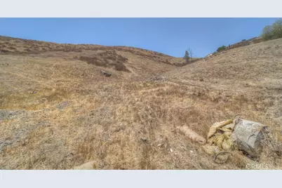 28305 Connecticut, Menifee, CA 92587 - Photo 2