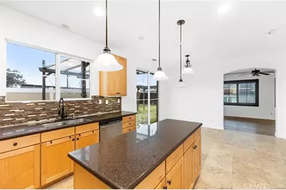 34027 Lily, Yucaipa, CA 92399 - Photo 10