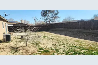 10611 Plainfield, Adelanto, CA 92301 - Photo 20