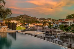 30249 Spray Dr, Canyon Lake, CA 92587 - Photo 8