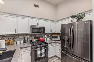 31867 Corte Priego, Temecula, CA 92592 - Photo 10