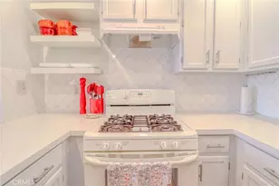 30630 Southern Cross Rd, Temecula, CA 92592 - Photo 14