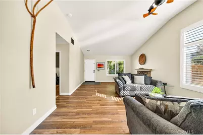 32445 Stonewood Way, Lake Elsinore, CA 92530 - Photo 12