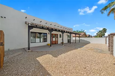 54217 Eisenhower, La Quinta, CA 92253 - Photo 16