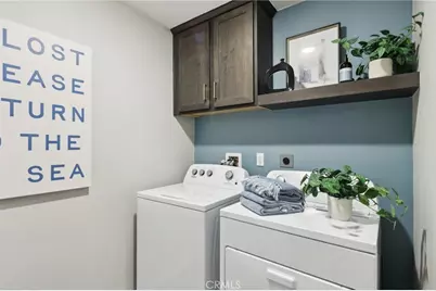 15563 April Dawn Way #1, Fontana, CA 92336 - Photo 14