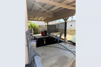 6450 Athol, 29 Palms MCB, CA 92277 - Photo 8