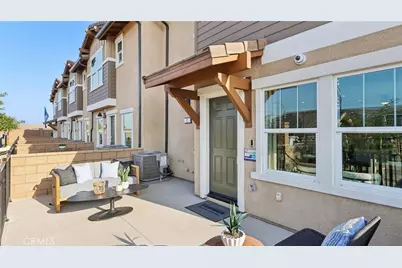 15563 April Dawn Way #5, Fontana, CA 92336 - Photo 1