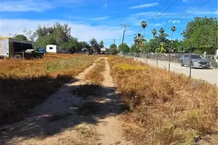 22401 Ellis Ave, Perris, CA 92570 - Photo 32