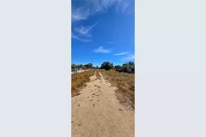 22401 Ellis Avenue, Perris, CA 92570 - Photo 26