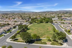 26764 Kingwood, Murrieta, CA 92563 - Photo 40