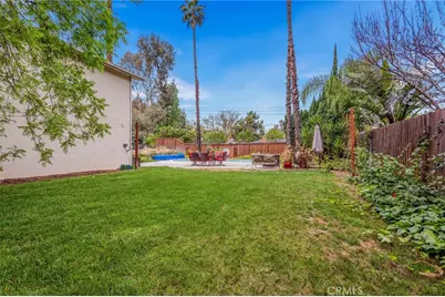 2367 Deerhorn Dr, Riverside, CA 92506 - Photo 16