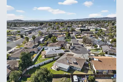 25139 W Posey, Hemet, CA 92544 - Photo 36