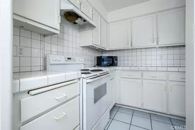 22054 Treasure Island, Canyon Lake, CA 92587 - Photo 32